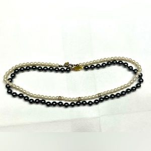 Faux pearl necklace pair